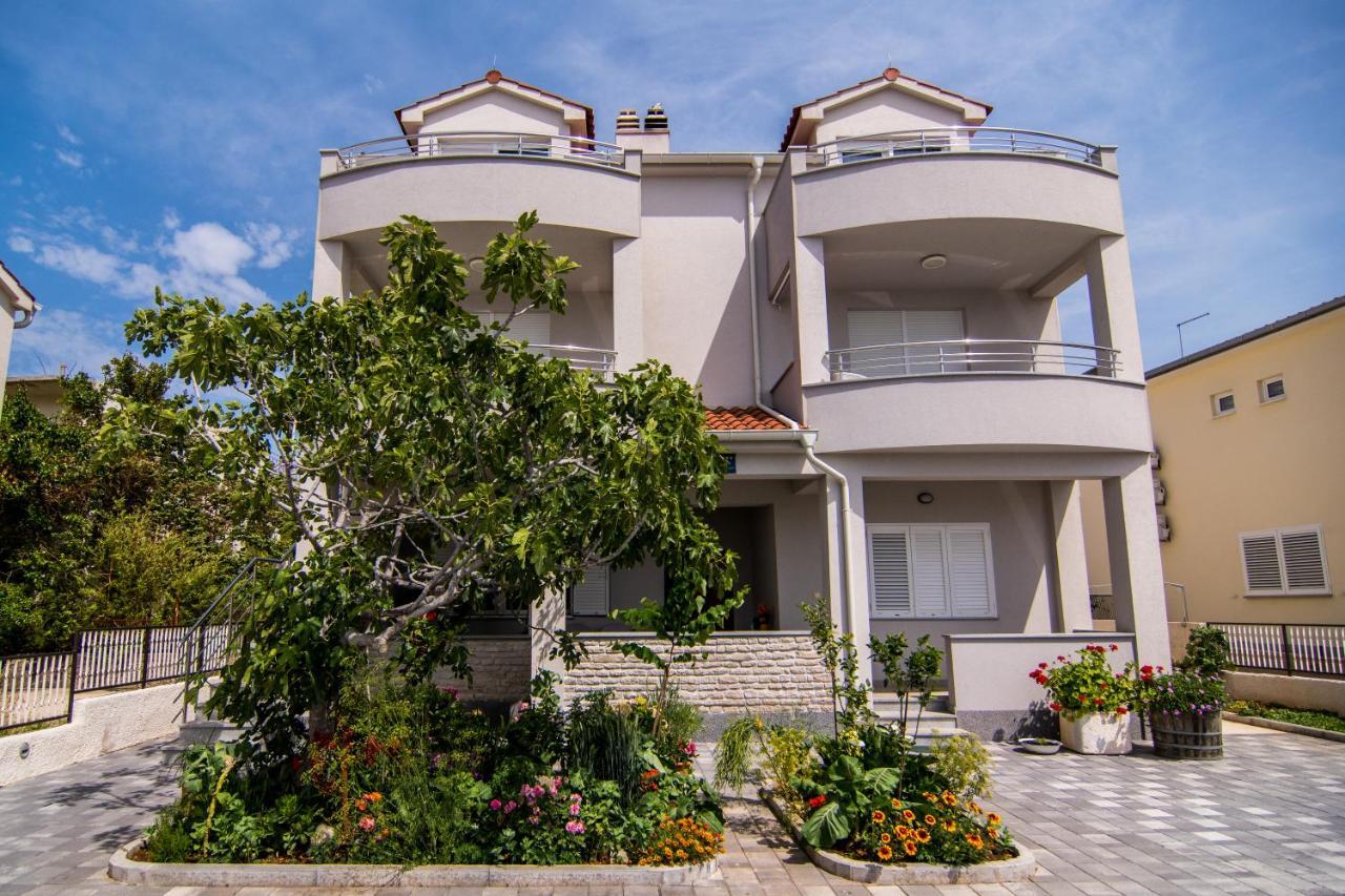Apartments Up&Up روغوزنيكا المظهر الخارجي الصورة