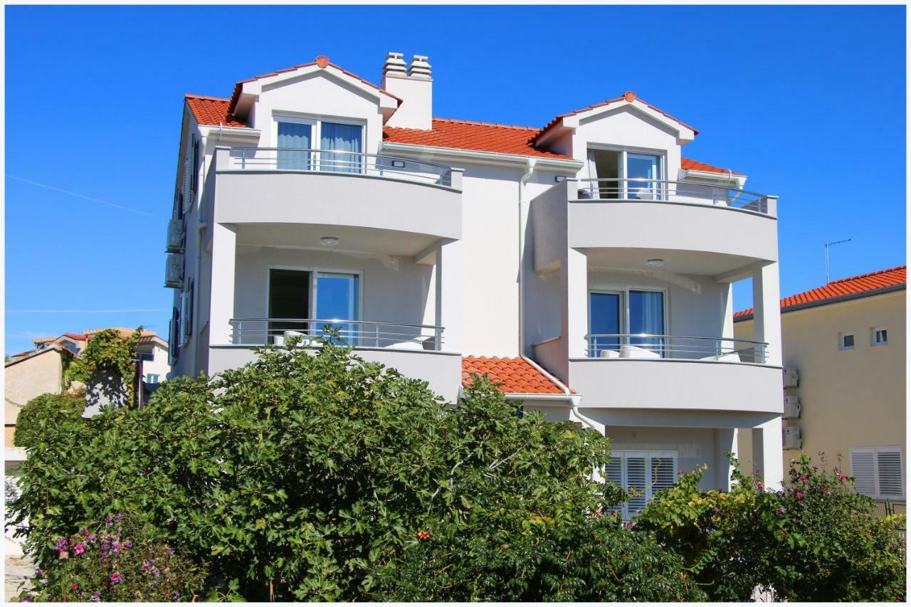 Apartments Up&Up روغوزنيكا المظهر الخارجي الصورة